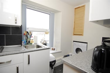 1 bed flat, Wolsdon Street, Flat 6, Stonehouse, Plymouth, PL15EH - Image 3